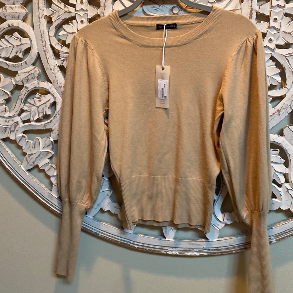 NWT Robertson + Rodeo lightweight sweater